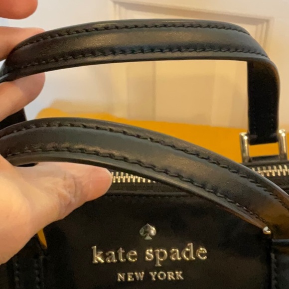 Kate Spade Watson Lane Lucie Crossbody handbag Black Purse Bag Logo - Like New - Picture 4 of 14